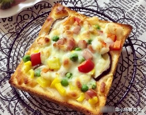 番茄酱|想吃披萨不用买，十分钟做一盘，不揉面不醒面，酥脆喷香，用料足