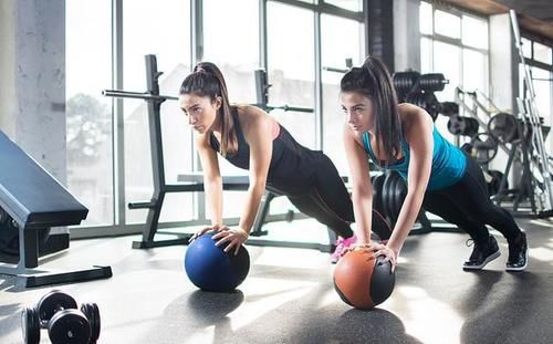 仰卧起坐|想减肥又不想出门？用这5个方法，让你在家也能快速瘦