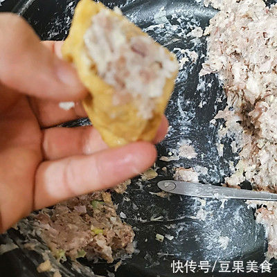 鲮鱼|这道客家香菇猪肉丸和酿豆腐，分分钟光盘