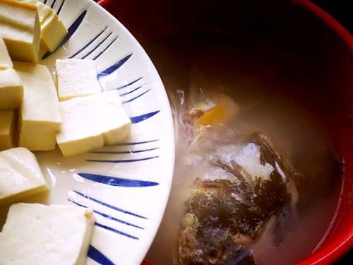 小年前后，豆腐和它是绝配，等于“补钙汤”，补钙长个头，营养好消化