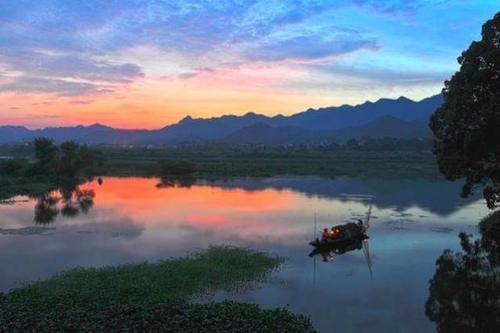 宿建德江#孟浩然最失意的时候,却写出人生最经典的诗,短短4句惊艳了岁月