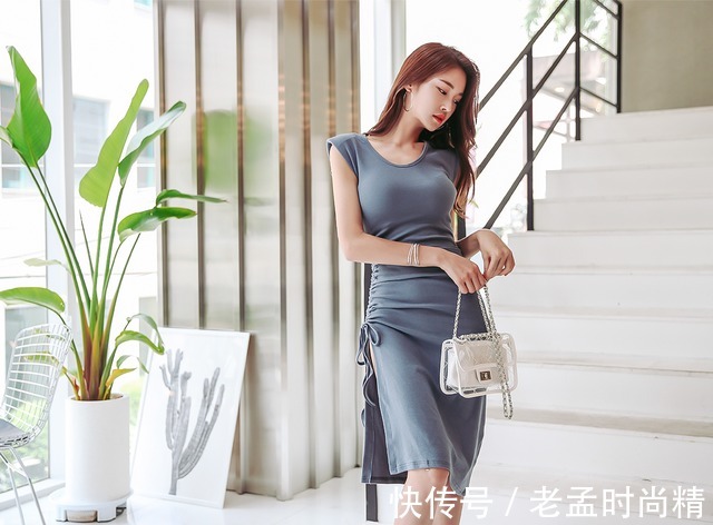 美腿|朴正允:高叉美腿正允修身连衣裙