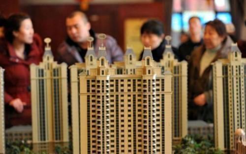 私密性|“1梯2户”和“2梯4户”使用面积竟差这么多!入住才明白就迟了