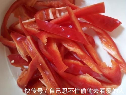 肉丝|炒瘦肉丝,有人放淀粉有人放蛋清,大厨教我1招,肉丝嫩又滑