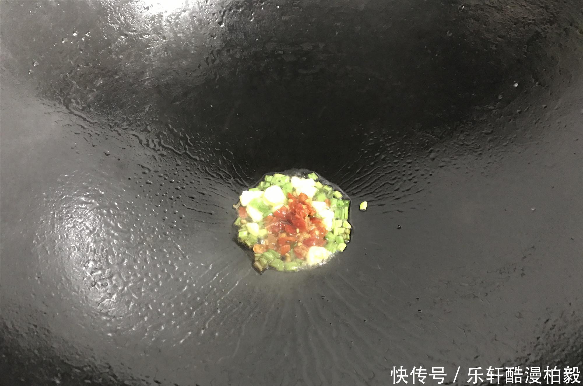 它没有肉菜贵,但在蔬菜中算是贵的,不过营养价值对得起它的价格