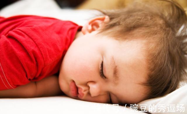 午睡|暑假睡午觉很有必要,孩子睡觉时间不宜过长过短