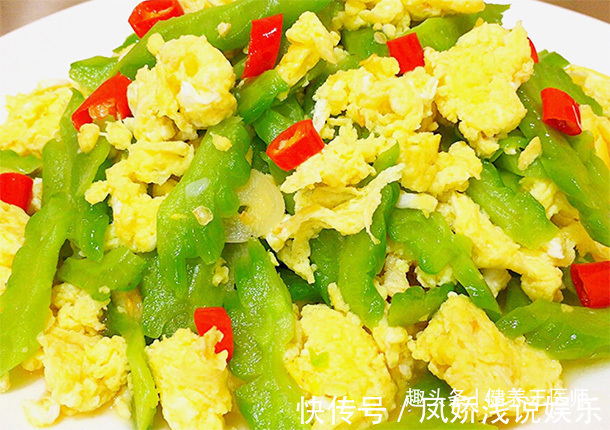 苦瓜甙|老人随着年纪的增长大脑衰老加快,多吃补脑菜,健脑益智