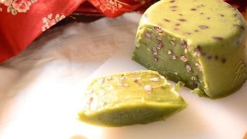 年糕|糯米粉加水,搅一搅、蒸一蒸,比蛋糕简单,比糍粑好吃,一学就会