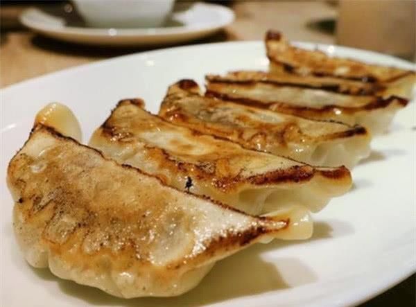 饺子|日本人自称的“饺子王”，为什么灰溜溜退出中国？看饺子就知道了