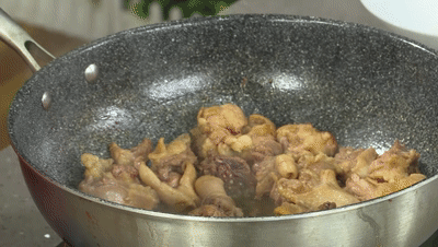 这份大盘鸡实在太好吃！大厨教你绝密核心香料配比，在家也能做出饭店口儿