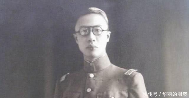 看清|溥仪晚年带妻子重游故宫,碰到一个老人,看清长相后溥仪脸色大变