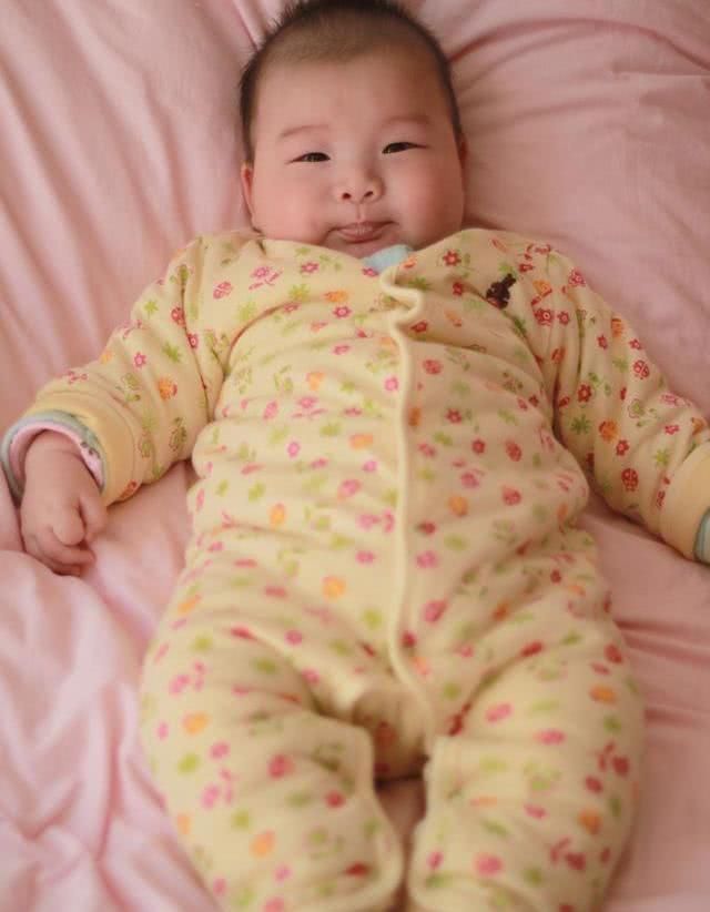 脖子|女儿脖子发黑洗不掉，父母带孩子急忙就医，医生都是“富贵病”