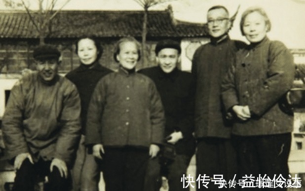 表侄|沈从文从草根到作家,他表侄从草根到绘画大师,成功就靠多读书