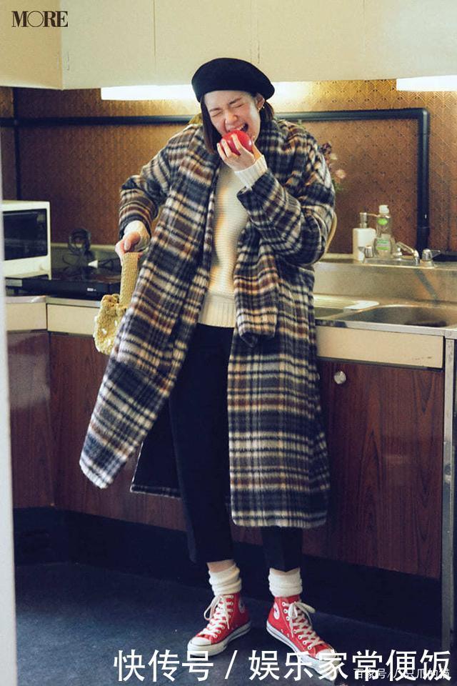 秋冬的惊艳,就交给“大衣+高领毛衣”吧!4种风格,承包你的时尚