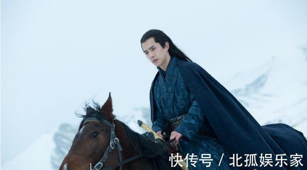 村居$七言绝句《村居》里,为什么只有天、烟、鸢这三个押韵