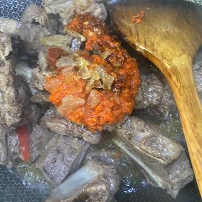 懒人必备这道红烧牛排和牛腩，简单几步，十分钟就上桌