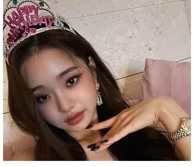 宋智雅陷入假货事件后,节目中牵手的男嘉宾被发现已取关女方,这速度太快了