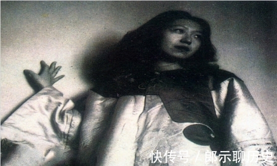 现世安稳|一代才女张爱玲老照片:可以从中看出她一身清高,再到悲悯的结局