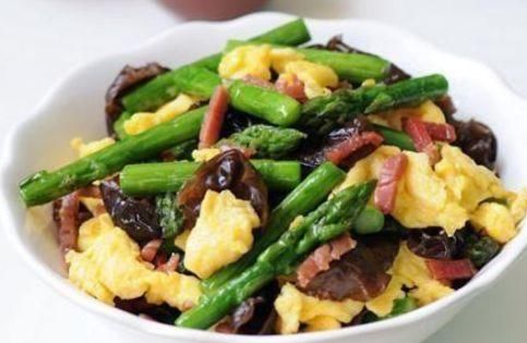 小炒鸡块|教你几道好吃又好做的家常菜，色香味俱全，吃一次就喜欢