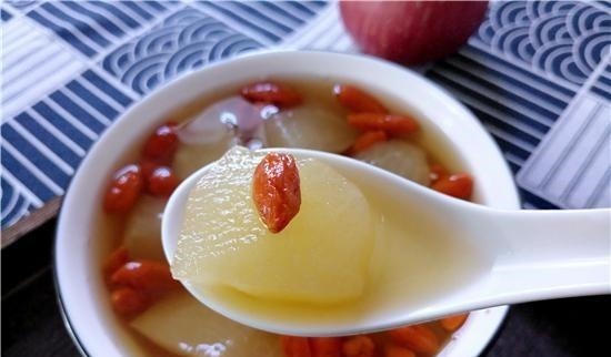 苹果|它是“最通便”的水果,便秘的人经常吃,隔天排出黑臭宿便!