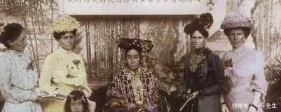 立下|慈禧死的时候立下三个遗嘱,第一个为了她的老情人,第二个太可笑