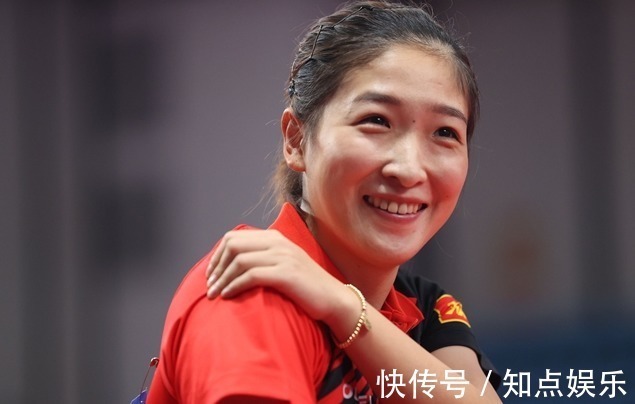黄颖琦|9分钟获胜!刘诗雯让一分获称赞,国乒再次上课伊藤美诚