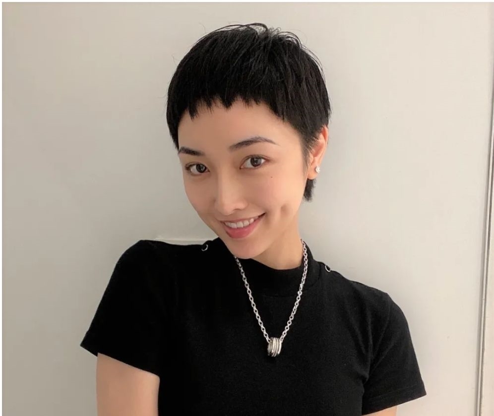 波波头 现在发型原来流行这样剪,全头卷波波头小豁牙刘海,款款都心动
