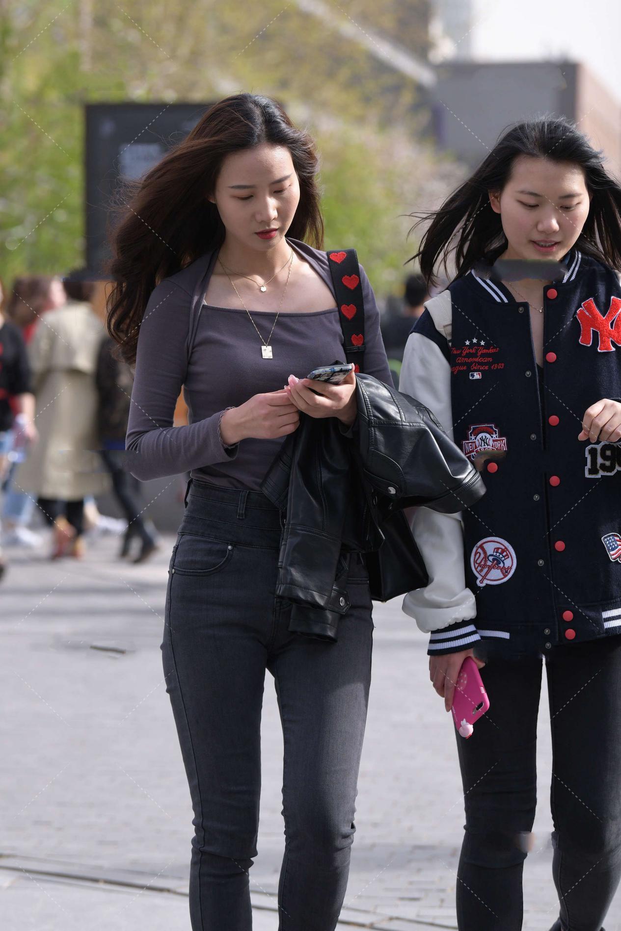 皮衣搭皮靴, 酷帅机车风, 又飒又有型