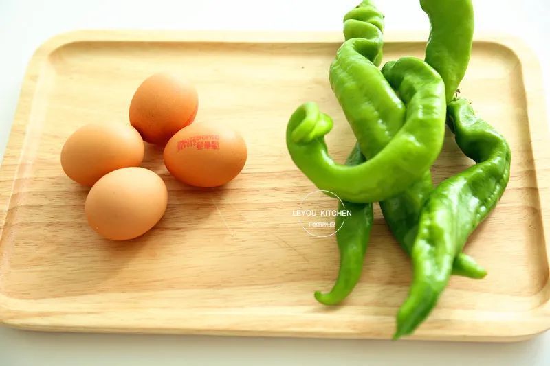 实力干饭菜，10分钟上桌，三伏天下厨做刚刚好