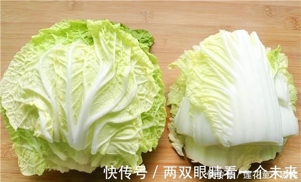 白菜帮|炒白菜很多人一开始就做错,教你个小窍门,出锅超好吃,还不出水