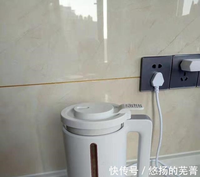 电压力锅|这4样厨房小家电,实用又便宜,越用越顺手!朋友见了都说档次高!