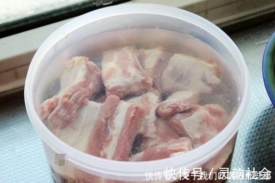 原味|炖肉汤排骨汤时,学会“4不用”,汤原汁原味,鲜美不腥,不发柴