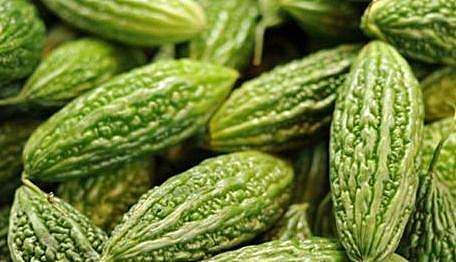 女人爱美，推荐吃三种食物，排出毒素，滋阴降火，美容养颜