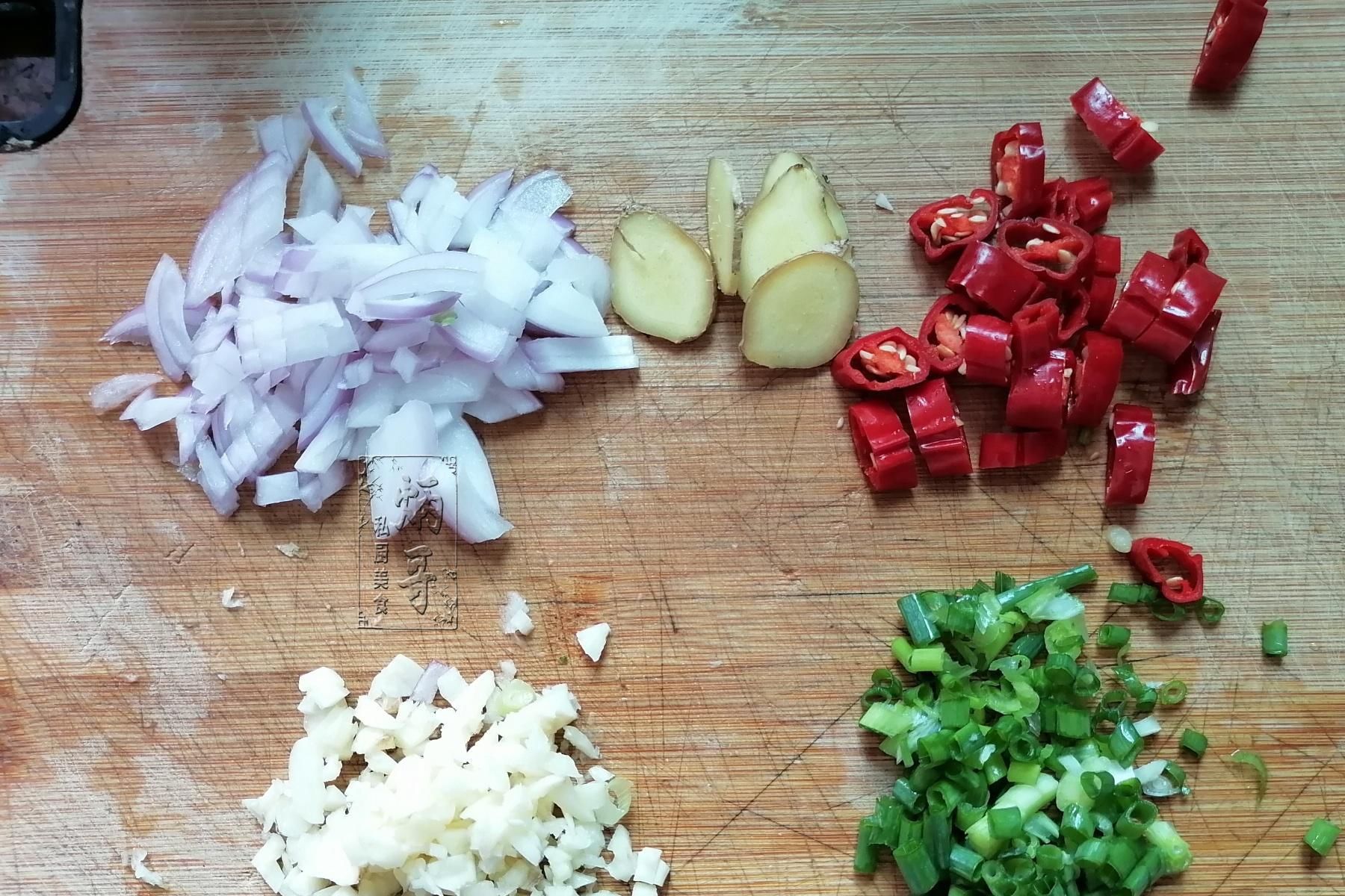 这东西,城里有钱人都吃不到,老渔民:偷偷留着自己吃,不卖!