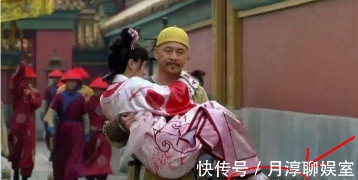 清代 中国古代高跟鞋:清代宫女们的高跟鞋有多高?小姐姐不敢穿