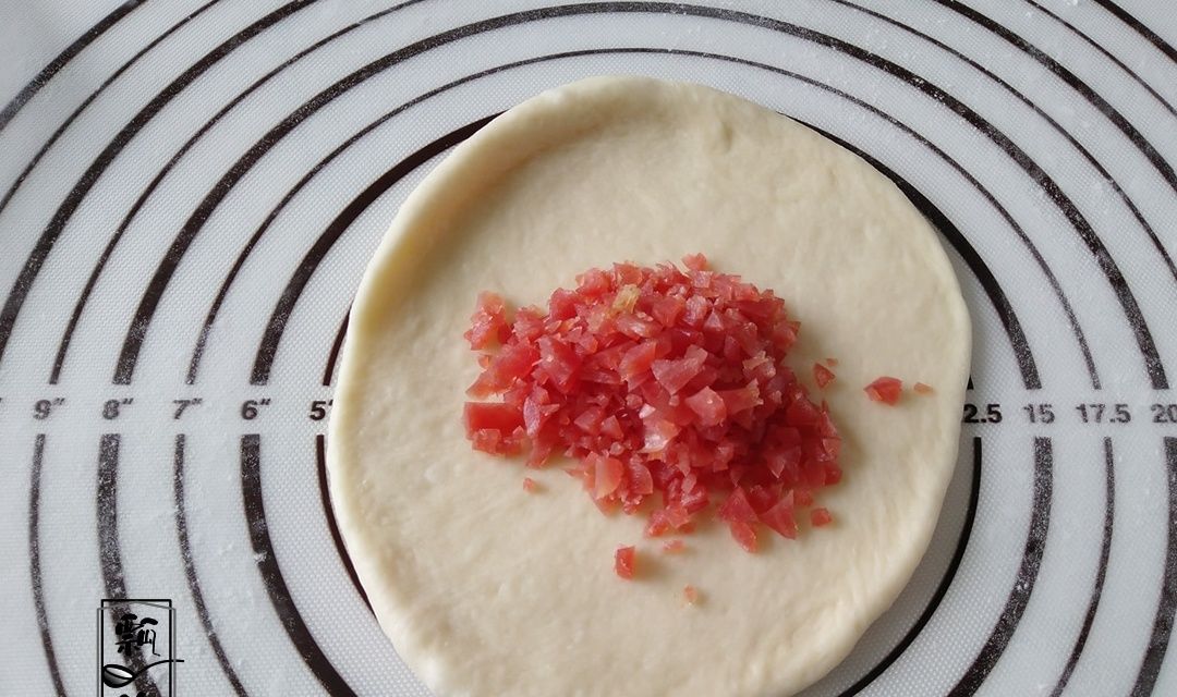 小笼包|孩子大人都爱的早餐,凉热都好吃,放三天不硬,比吃馅饼包子强