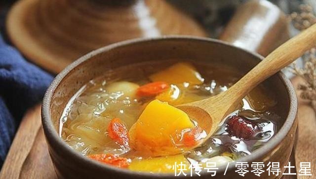 百合炖汤|秋季进补，多给家人喝这汤，营养极高，精神饱满过秋天！