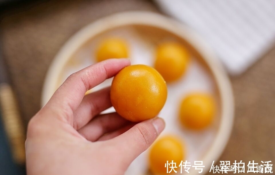 南瓜新吃法，我家每周准做一次，软糯香甜真美味，比炒的好吃多了