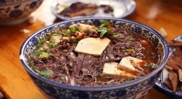  承包|不止粉汤羊血！小南门里还有这些承包你的胃！