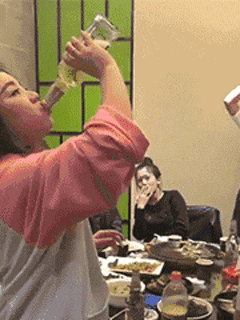 |搞笑GIF:连甩鱼竿都不会,我来教你!