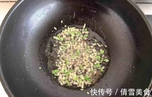 大厨老爸这样做腊肠,又香又入味,比猪肉好吃多了,两天不吃准馋