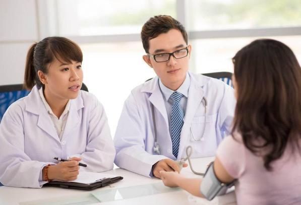 筛查|6月龄宝宝会有以下“本领”，如果不达标，建议家长做个全面检查