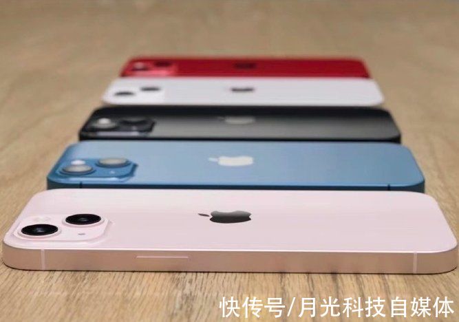 iphone|售价相差400元，iPhone 13大战iPhone 12，谁更值得购买？