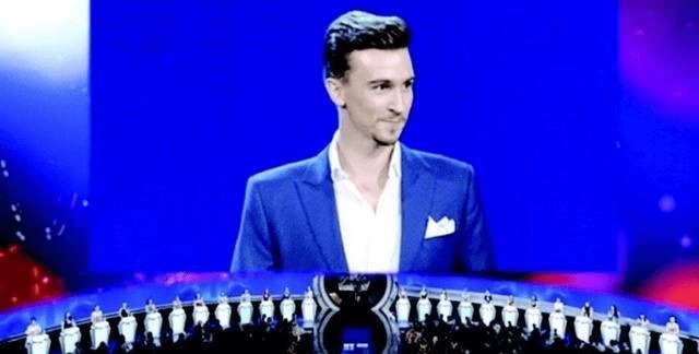 当年非诚勿扰的“灯王”，全场零灭灯，如今晒照片女友，却已换人