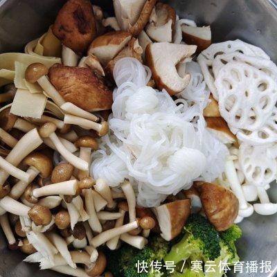 搅拌均匀|下班还点啥外卖，这道比麻辣烫还好吃的麻辣拌快到飞起