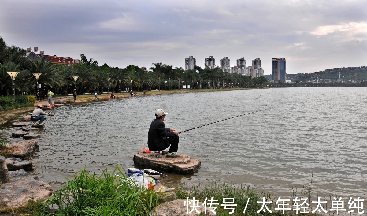 穷三代|垂钓经济到来,年轻人为何如此痴迷钓鱼,钓鱼为何能“穷三代”