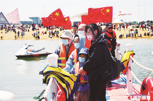 渤海之眼|虽已深秋，滨海旅游依旧热度不减