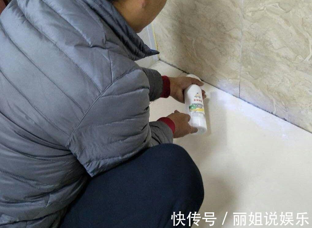 墙面|卫生间铺好瓷砖以后漏水,别着急砸瓷砖,有2种方法很实用!