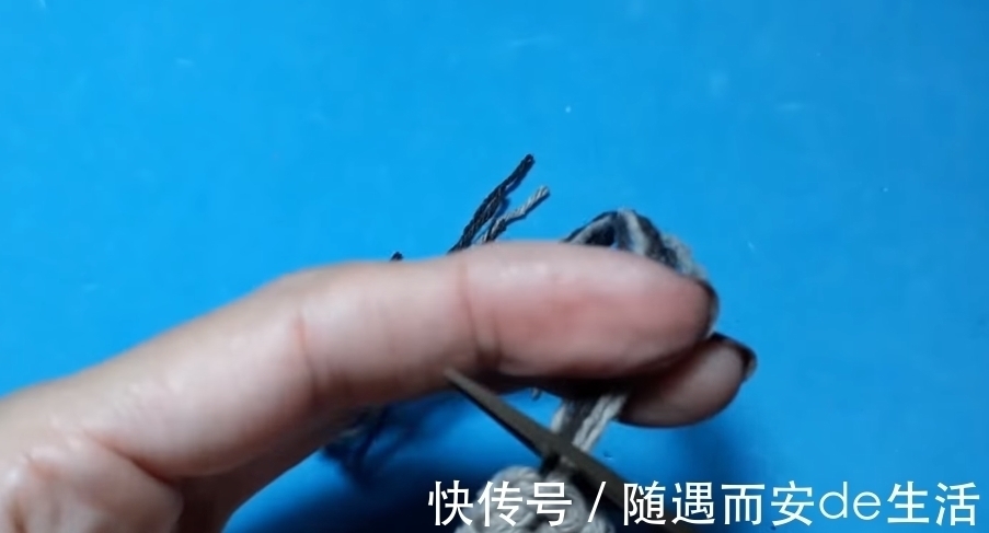 蕾丝 自制洋气颈链,一款多链式圆柱装饰颈链教程,配任何衣服都美美哒