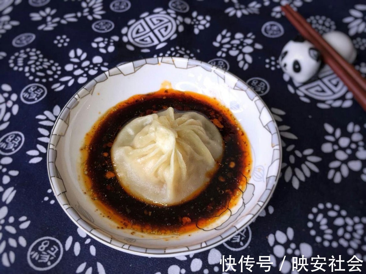 灌汤小笼包|会流汤的灌汤小笼包,皮薄多汁味道棒,很简单一看就会